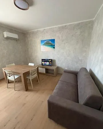 Appartamento Casa Symo Olbia